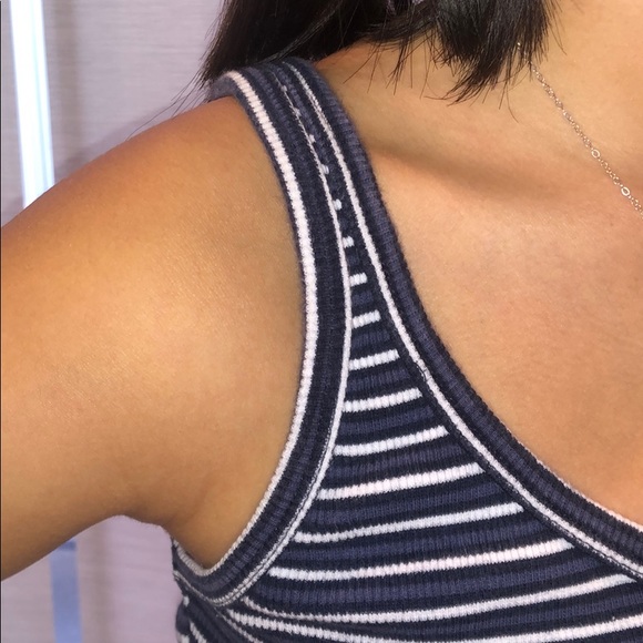 brandy melville white and navy stripped tank top - Picture 2 of 7